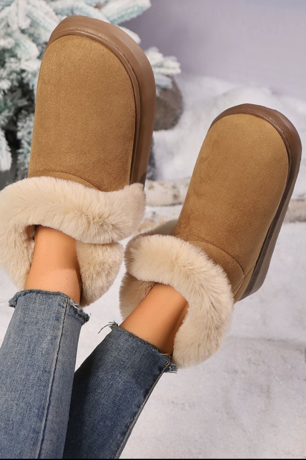 Faux Fur Round Toe Platform Boots